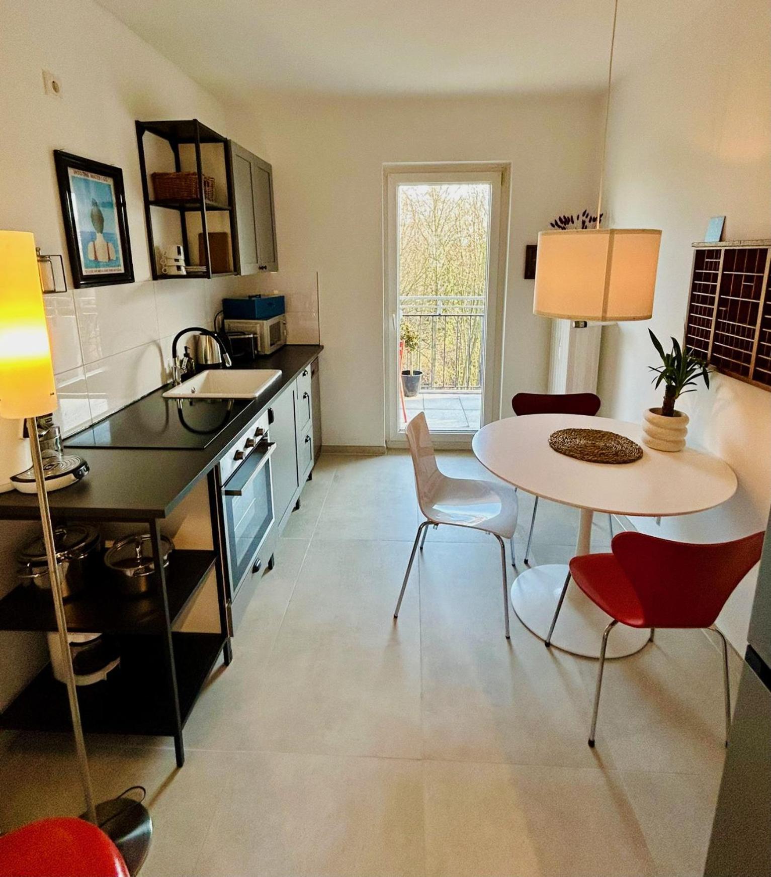 Feelslikehome - Wunderschoene Und Zentrale Wohnung Mit Balkon&Parkplatz ボーフム エクステリア 写真